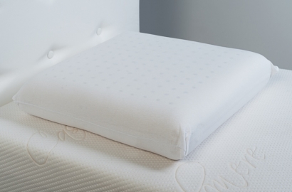 Un lit électrique est bénéfique pour le dos, accompagné d’un bon oreiller